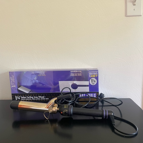 Other - Hot Tools Professional Curling Iron